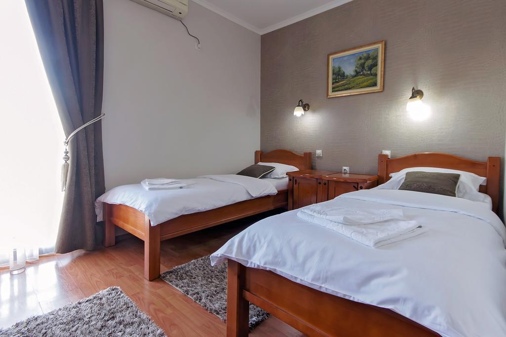 Hotel Holiday Podgorica Eksteriør billede